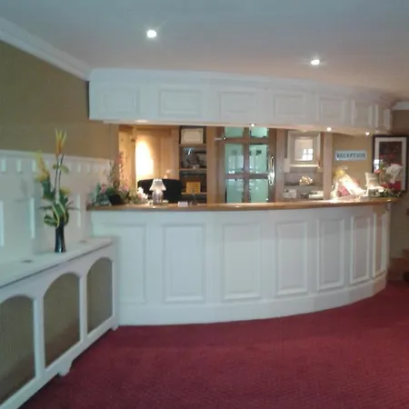 فندق Percy French