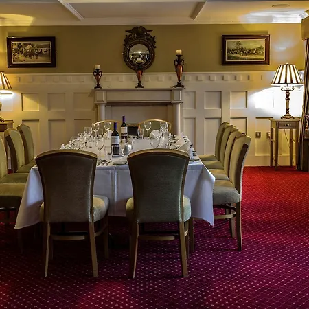 فندق Percy French Strokestown