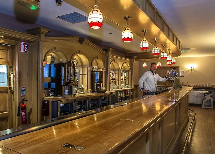 Hotel Percy French *